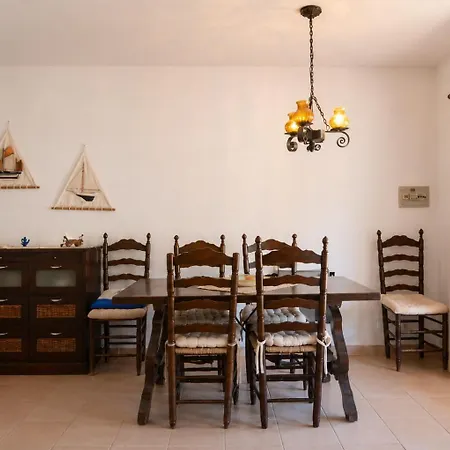 Placa Dels Pous 14 Holiday home *